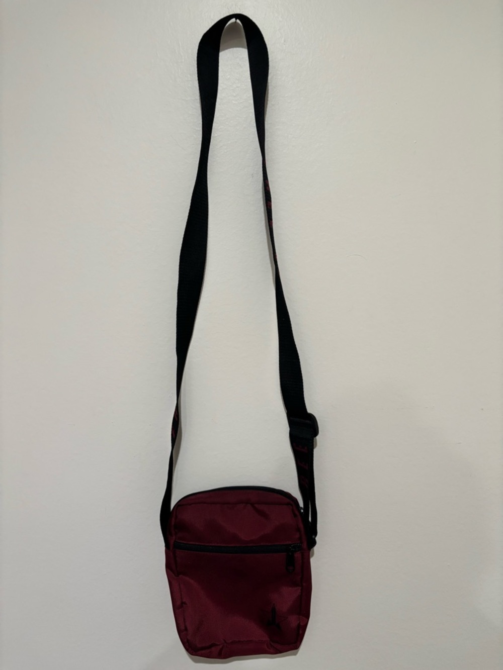 Jeffree Star Crossbody Shoulder Bag - Burgundy
